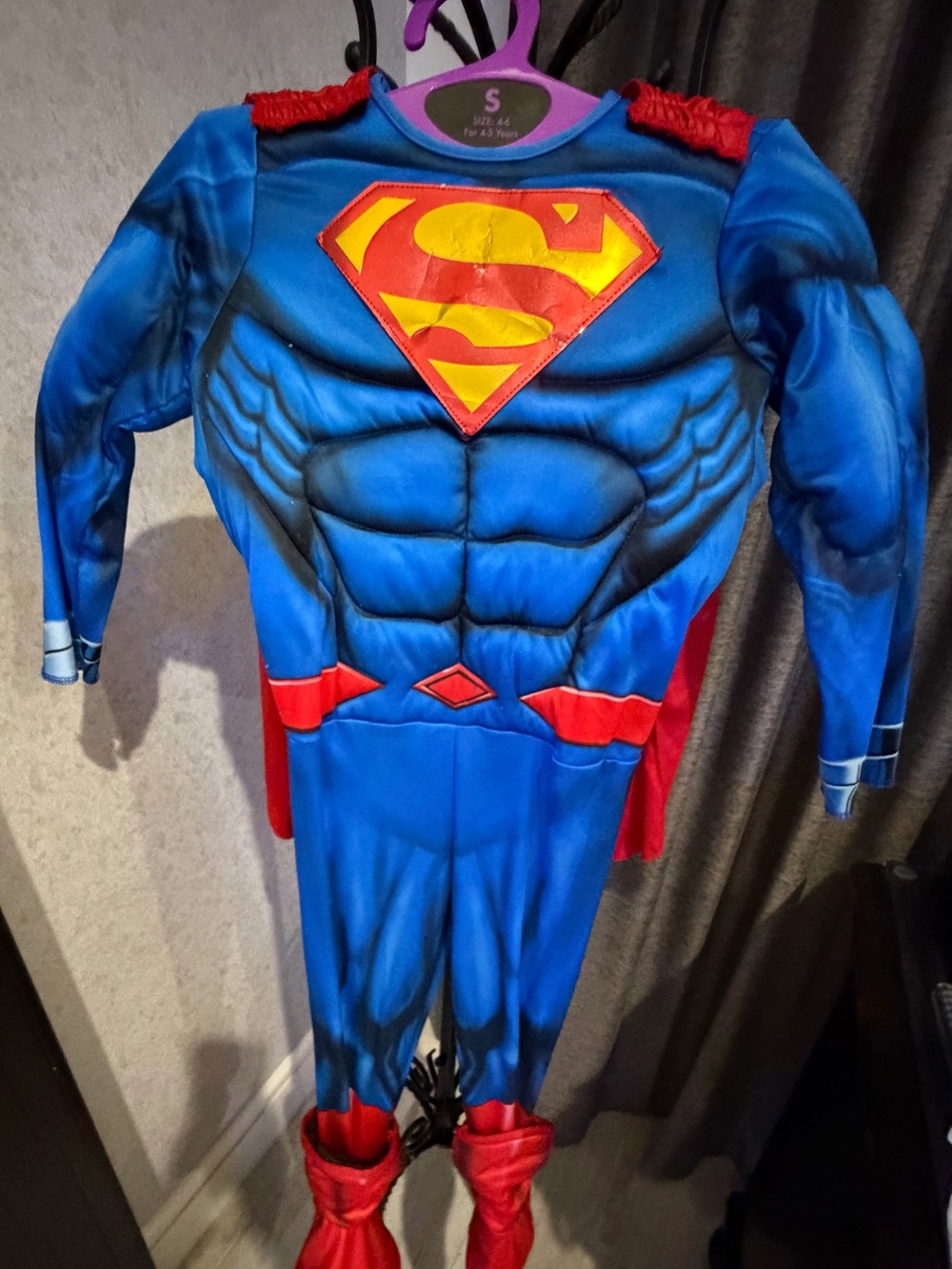 Superman Blue & Red Superhero Kids Costume with Cape size 4-6 yr olds